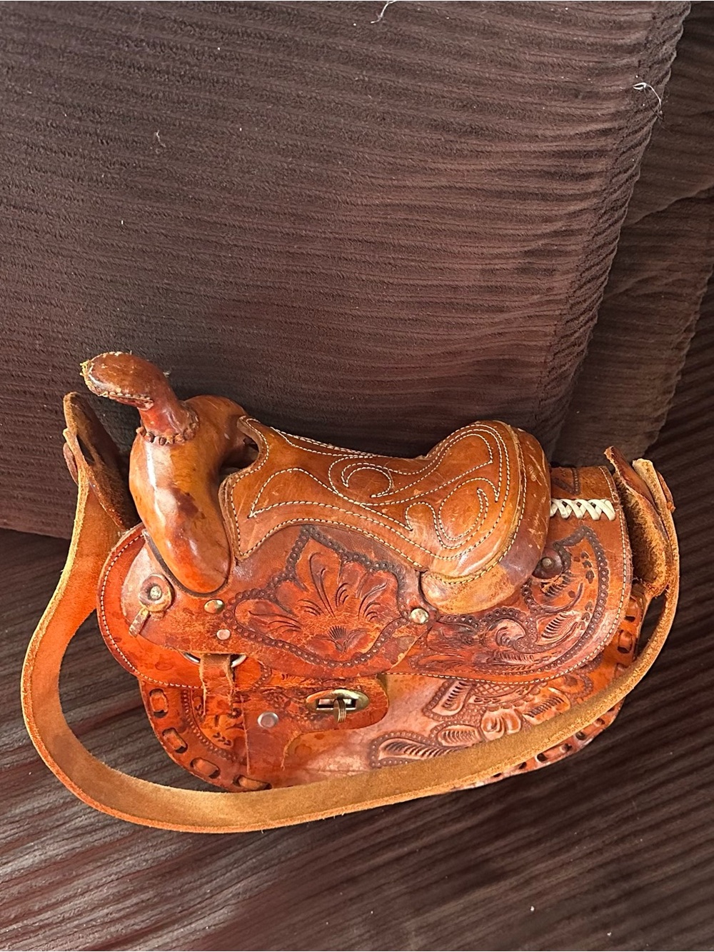 Authentic Gaitan Vintage Hand-tooled Leather Miniature Saddle Purse.Genuine Rare - Picture 3 of 8